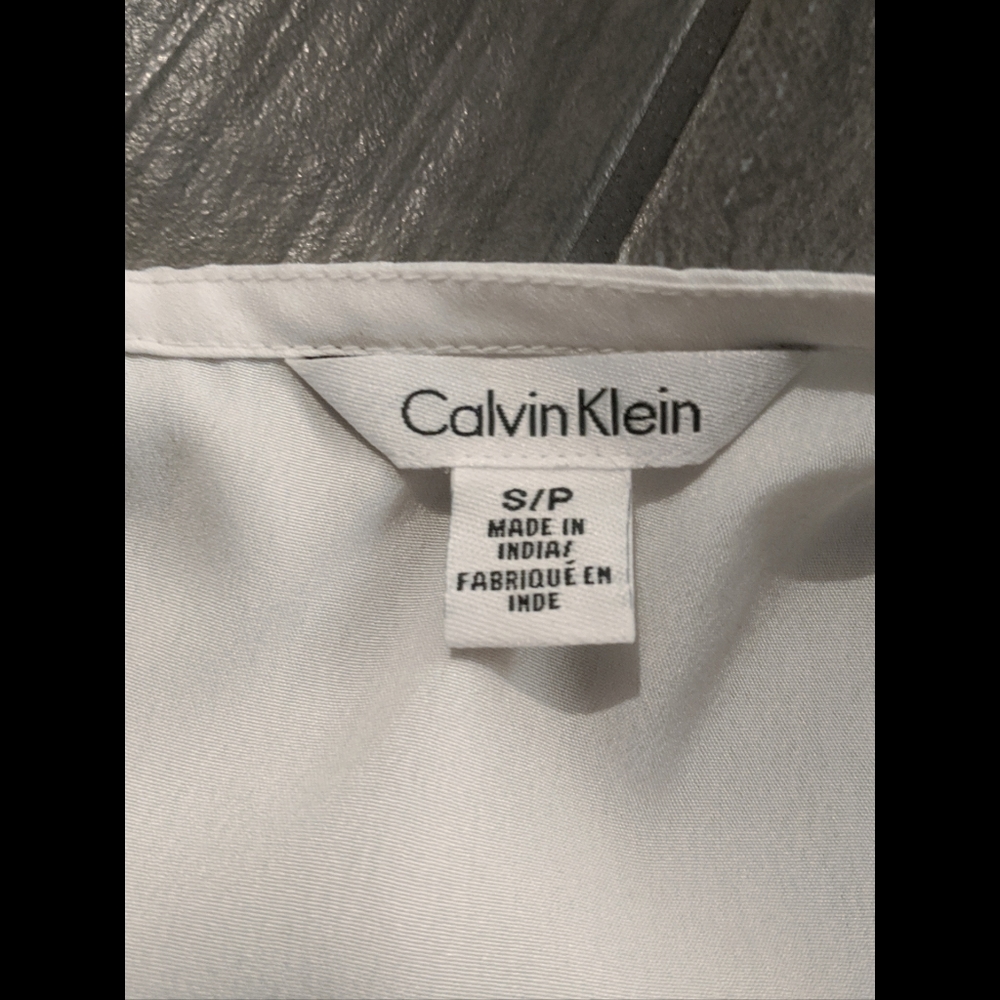 Calvin Klein blouse - Picture 5 of 5